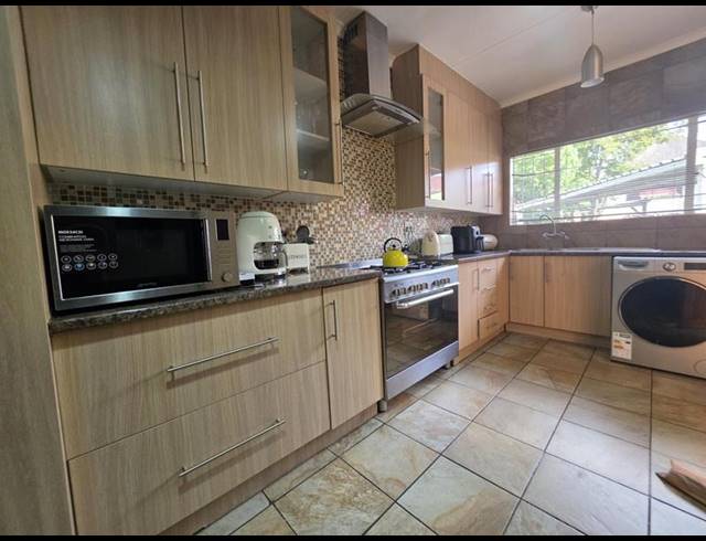 3 BEDROOM HOUSE FOR SALE IN RANDHART